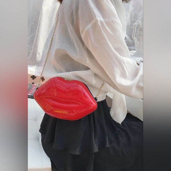 LIPS Crossbody/Clutch Bag - Picture 6 of 8